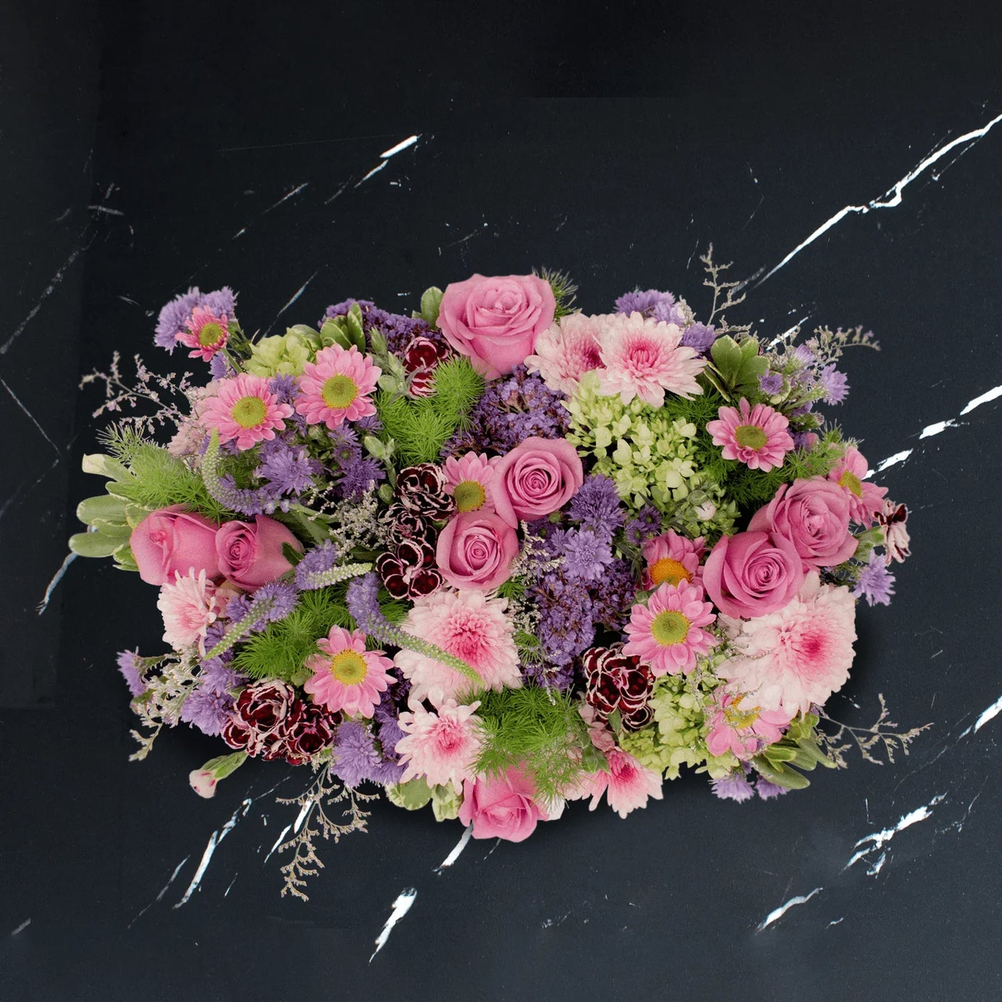 Canasta de Rosas Lila, Hortensia, Raffini y Verónica - PCAN028 -