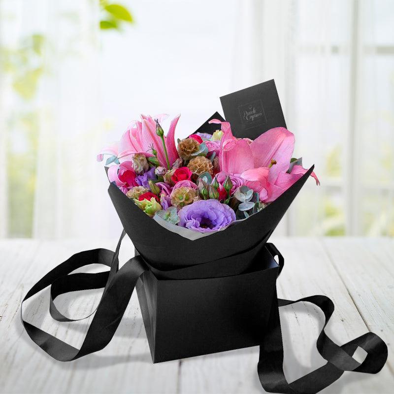 vRubina, Rosas, Lisianthus, Escabiosa y Eucalipto. Flores CDMX DF Mexico Ponch y Caprico.