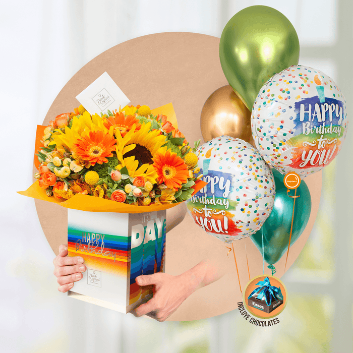 Arreglo Floral de Girasoles, Gerberas Naranjas, Mini Rosas Naranja y Alstromelia Amarilla + Bouquet de Globos Inflados con Helio -SET074-