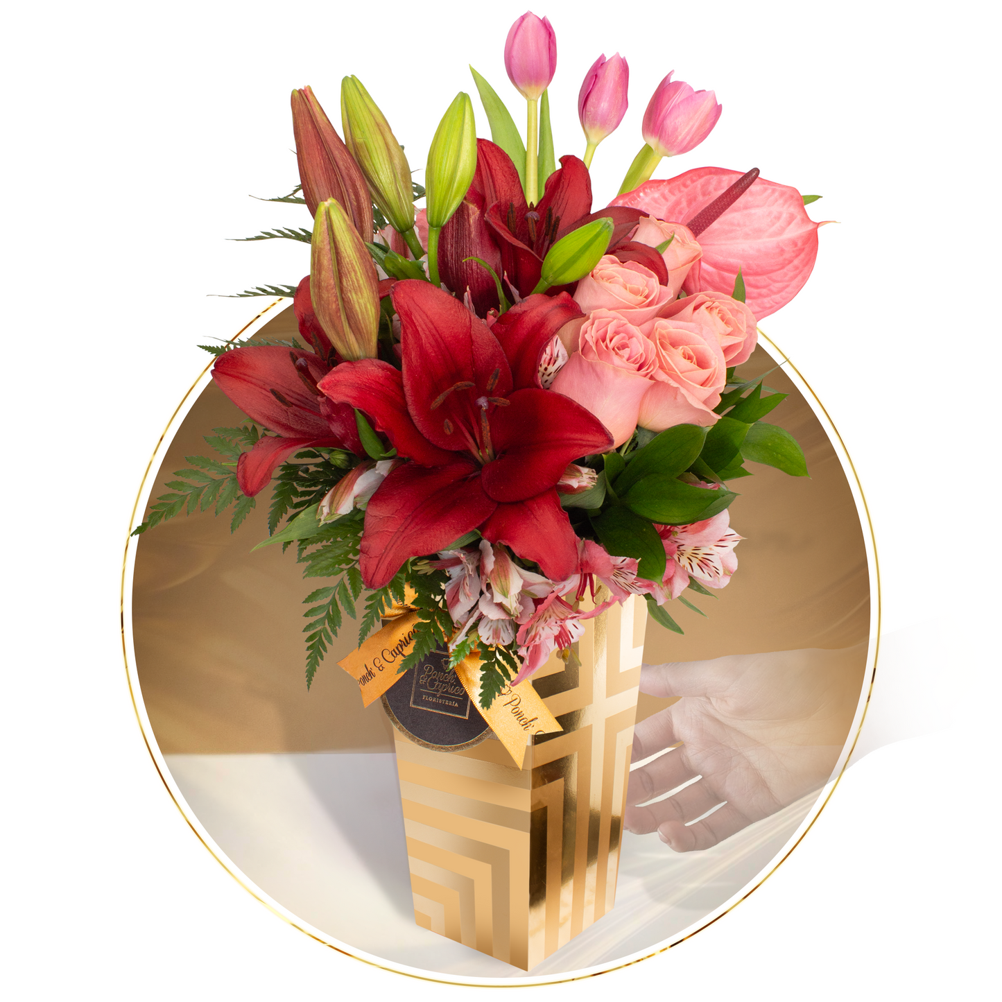 Arreglo Floral de Tulipanes, Rosas y Lillies -LUX005-