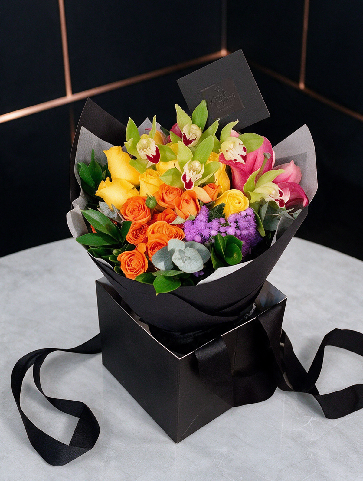 Bouquet Orquideas, Concador Rubi, Rosas y Mini Rosas. Floreria Ponch y Caprico