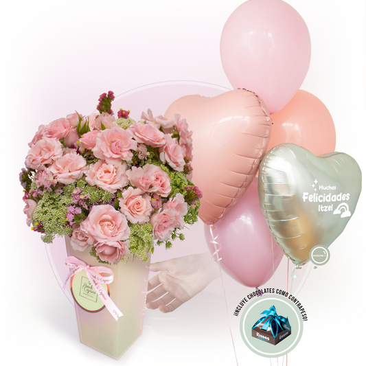 Ramo Floral de Mini Rosas y Globo Personalizado