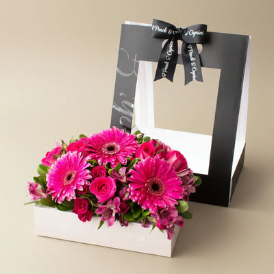 Flores en Caja |  Canasta de Flores Naturales | Rosas, Gerberas Rosas Ponch y Caprico Envio de flores a domicilio CDMX