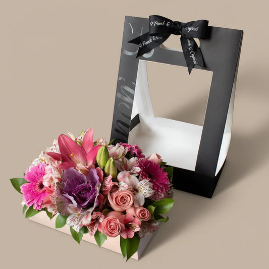 Flores en Caja | Canasta de Flores | Rosas, Lillies y Gerberas Ponch y Caprico Envio de Flores a domicilio CDMX