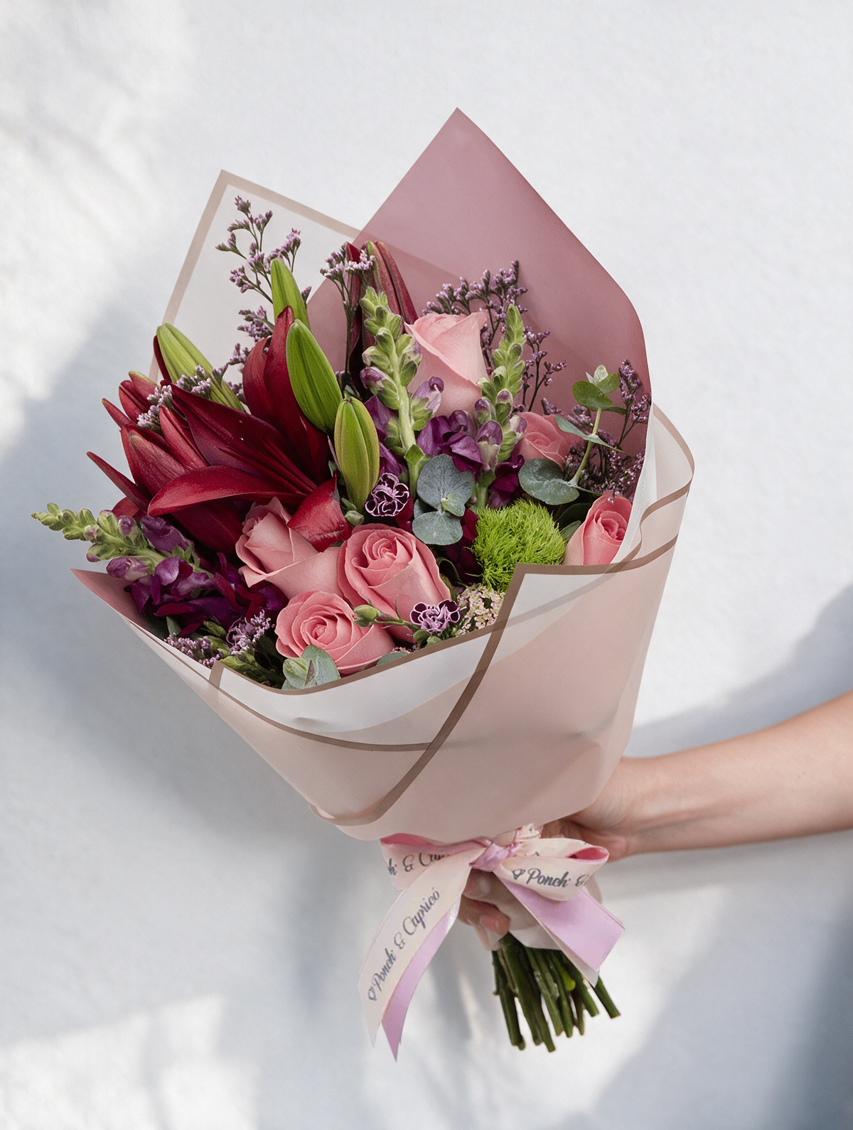 Ramillete de Lillies, Rosas, Boca Dragón - PRAM001