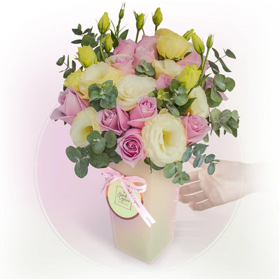 Rosas lilac bouquet with unicorn stuffed animal