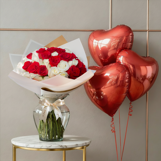 Ramo de 50 Rosas Rojas y Blancas con Florero + Bouquet de Globos Inflados con Helio -SET102-