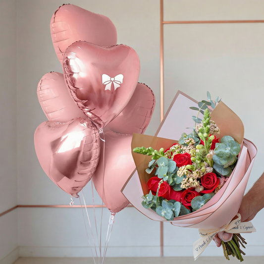 Ramo de Rosas Rojas y Globos de Amor (Corazones Rosas) - SET163