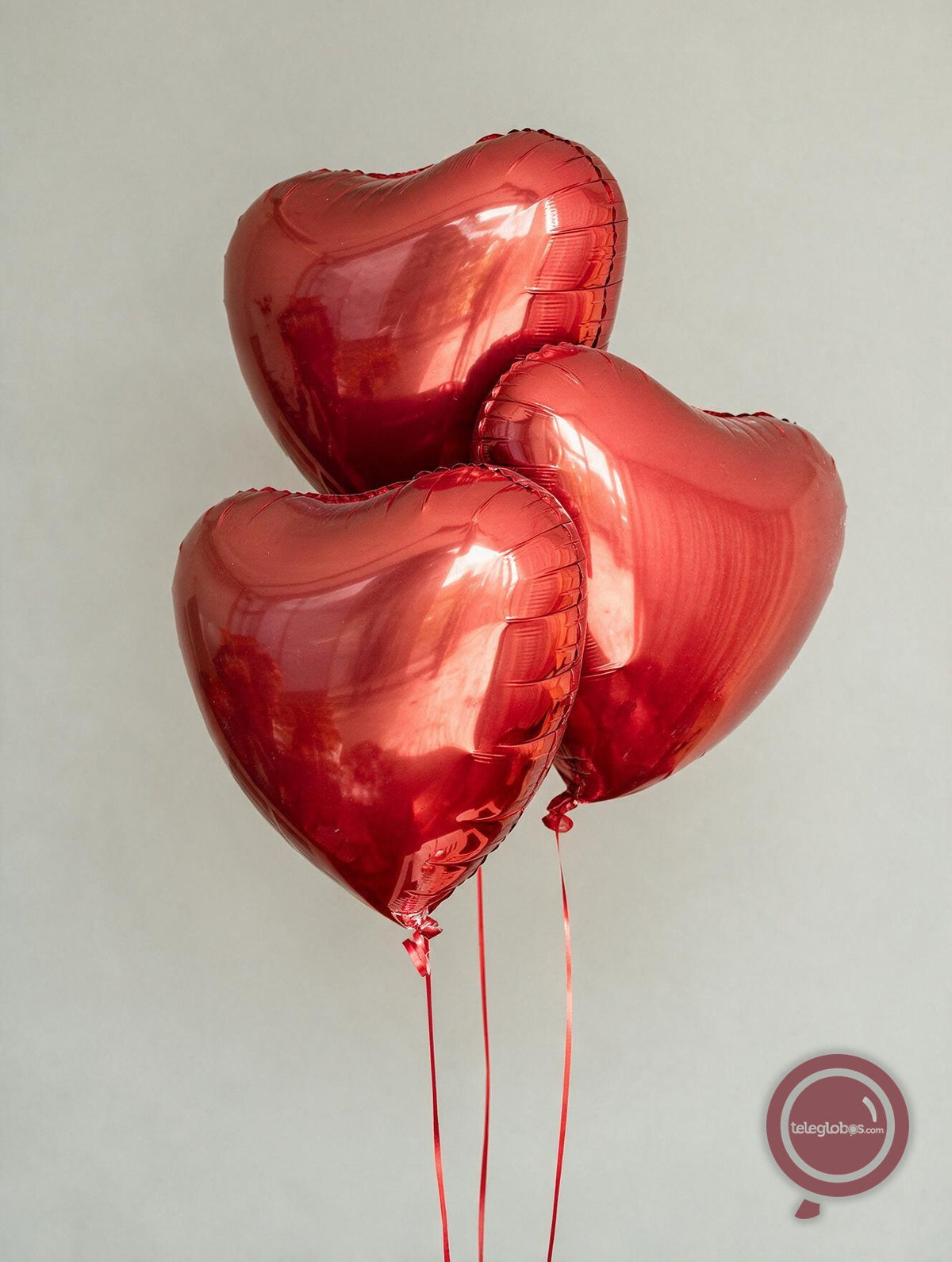 Bouquet de Globos - 3 Corazones Rojos