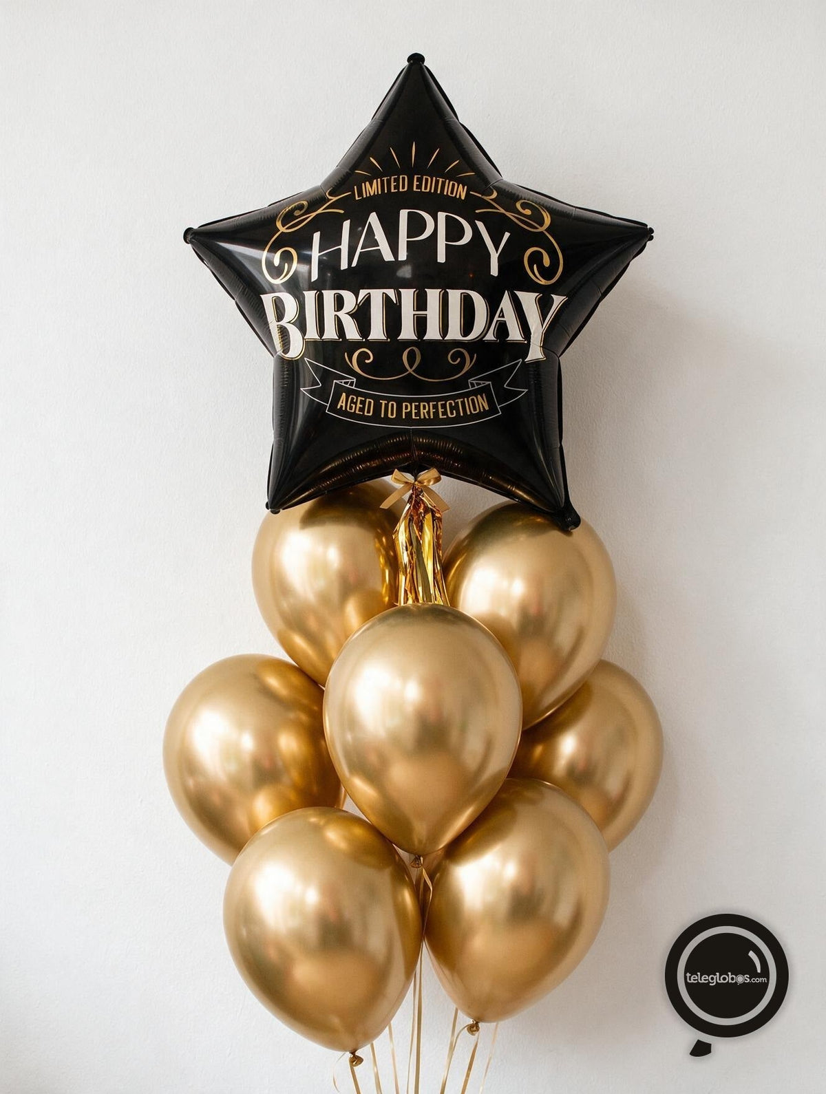 Bouquet de globos Better With Age: estrella negra de 28 pulgadas y cromos dorados — componente del set