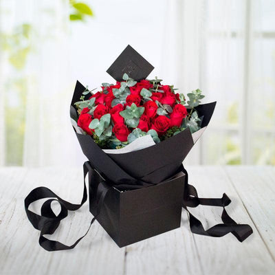 Bouquet de 24 Rosas Rojas. Flores CDMX DF Mexico Ponch y Caprico