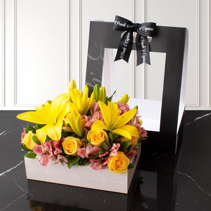 Canasta de Lillies y Rosas Amarillas -PCAN020-Ponch y Caprico Delivery de flores DF CDMX 1