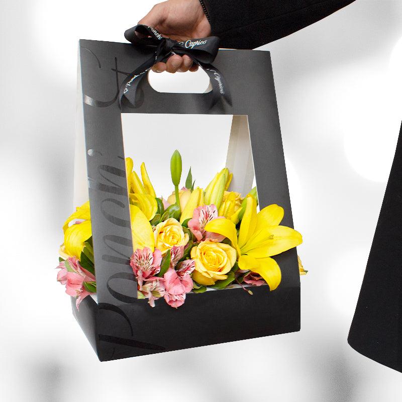 Canasta de Lillies y Rosas Amarillas -PCAN020-Ponch y Caprico Delivery de flores DF CDMX 2