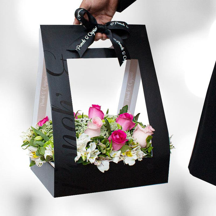 Canasta de Rosas Fuchsia y Rosadas con Encaje -PCAN021- Ponch y Caprico Envio de flores a domicilio 2