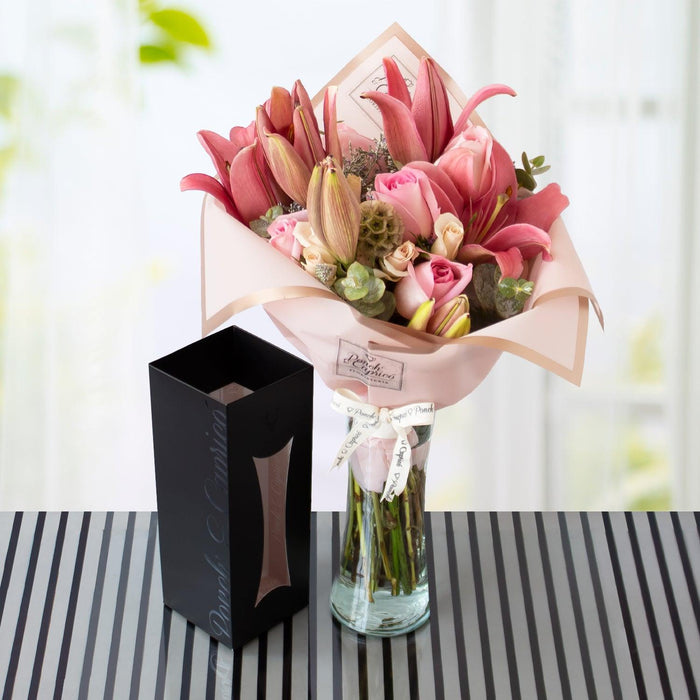 Ramillete de Rosas, Lillies, Mini Rosas y Escabiosa + Bouquet de Globos -SET027-